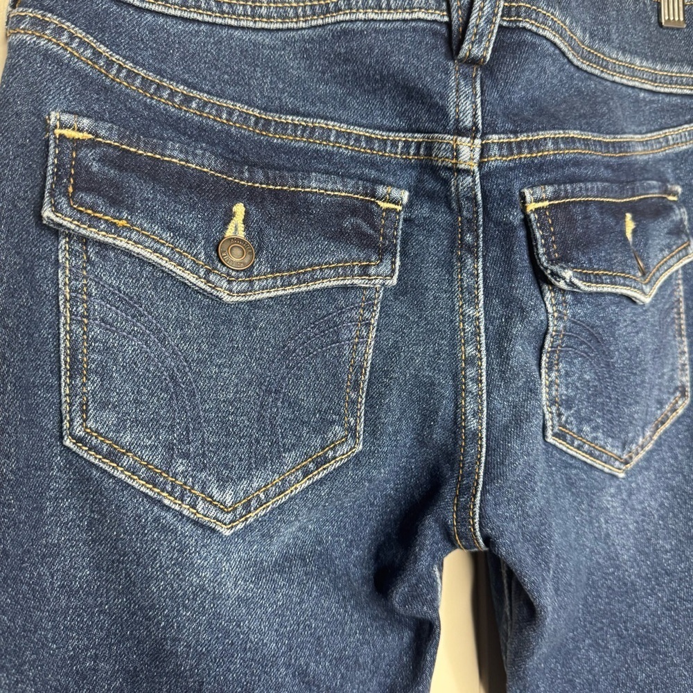 Hollister Low-Rise Dark Wash Bootcut Jeans - Picture 6 of 15